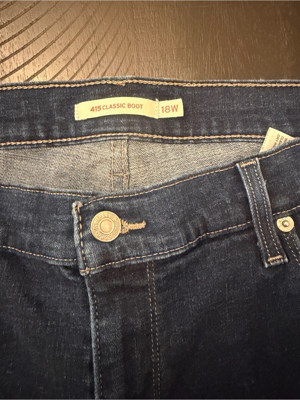 Levi’s 415 Classic Bootcut Dark Wash Cotton Blend Western Jeans Women Sz 18W - Picture 8 of 8